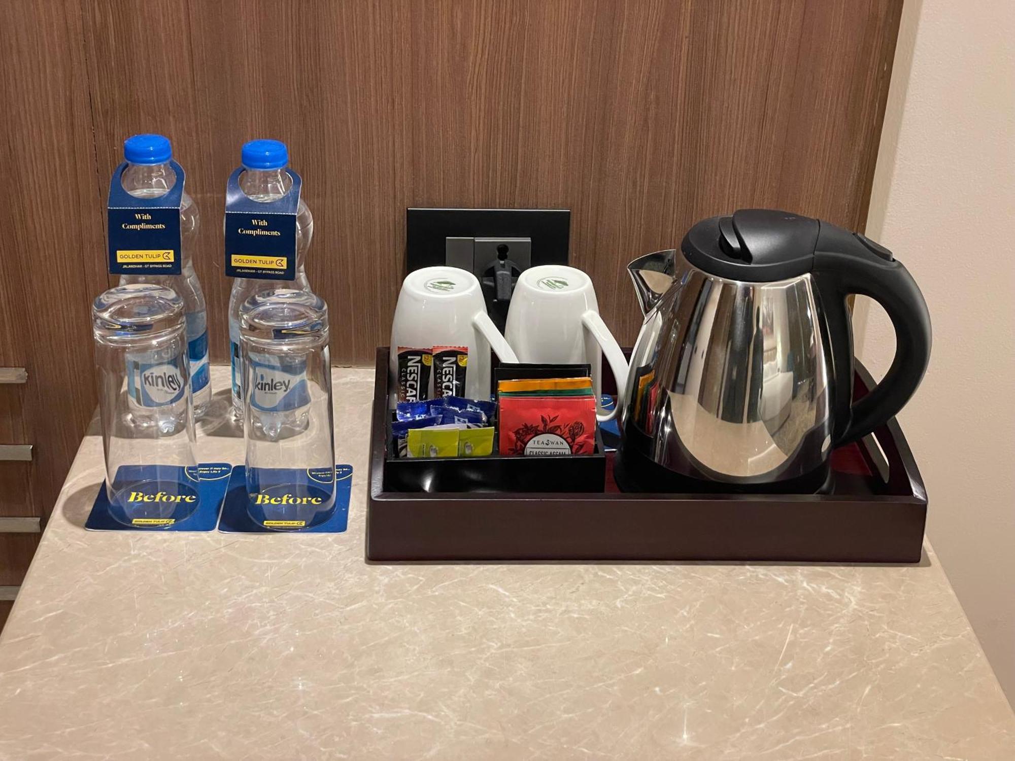 Golden Tulip Jalandhar Hotel ภายนอก รูปภาพ